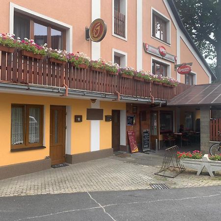 Maly Byt 1+1 Karlsbad Exterior foto